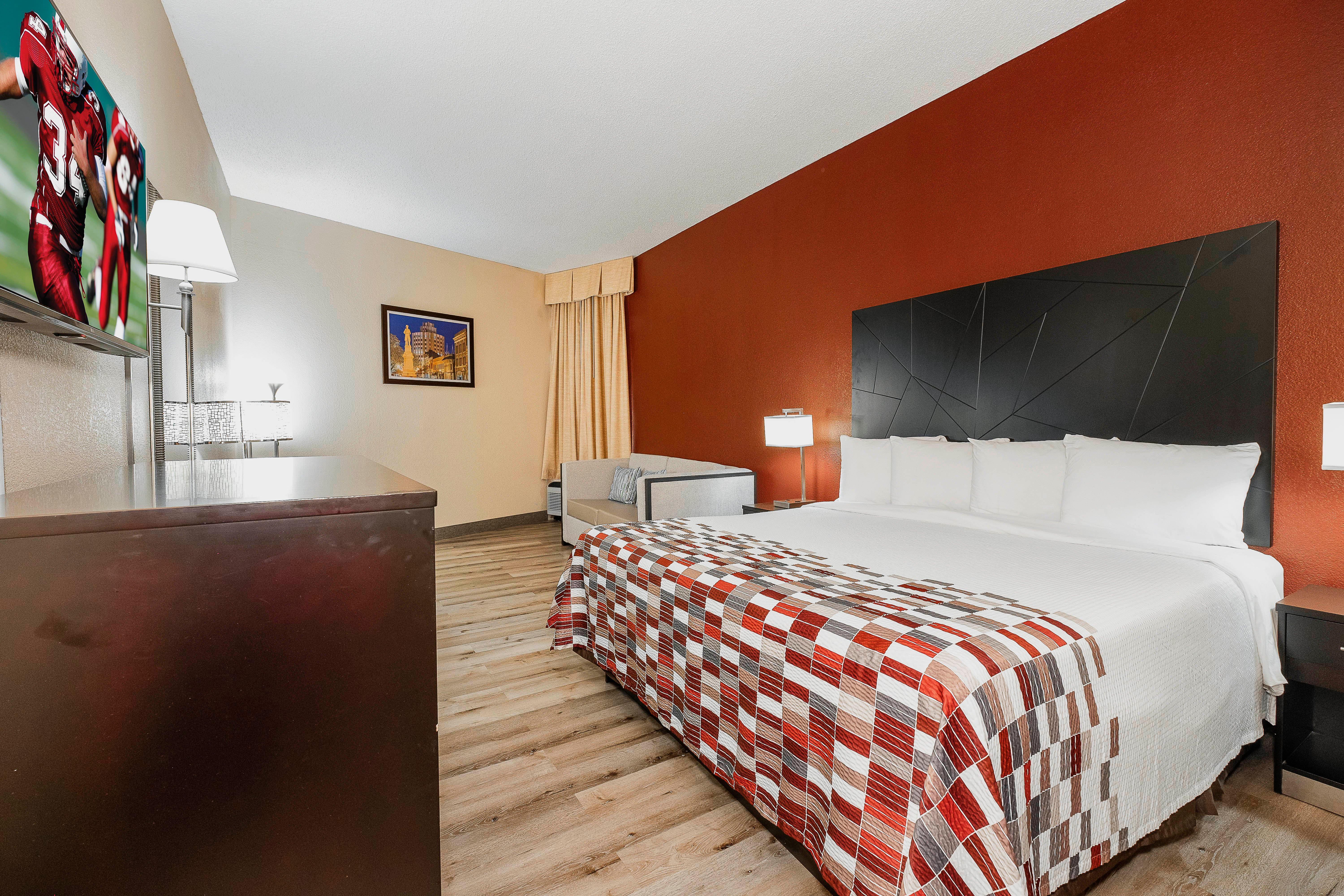 Red Roof Inn & Suites Мейкън Екстериор снимка