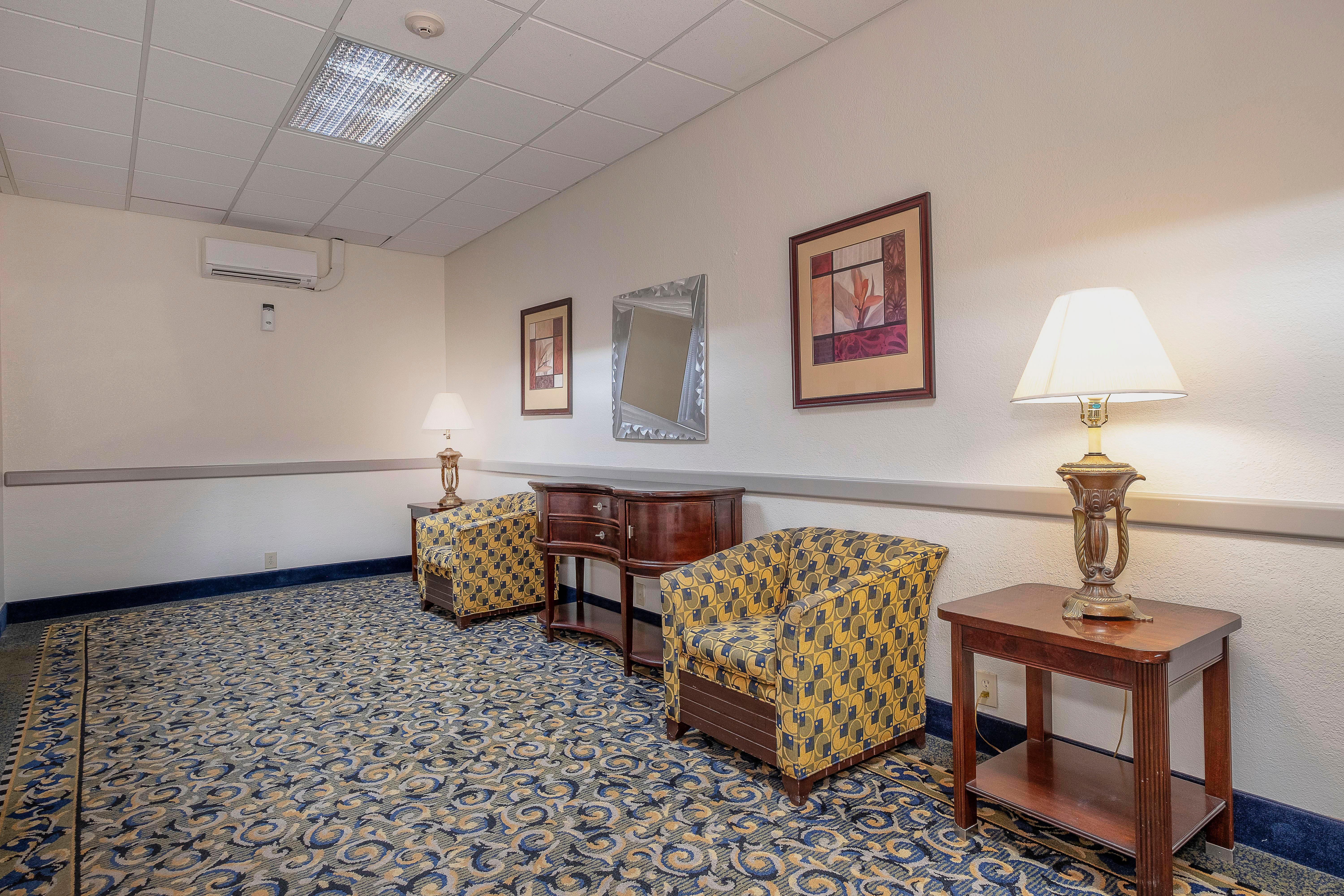 Red Roof Inn & Suites Мейкън Екстериор снимка
