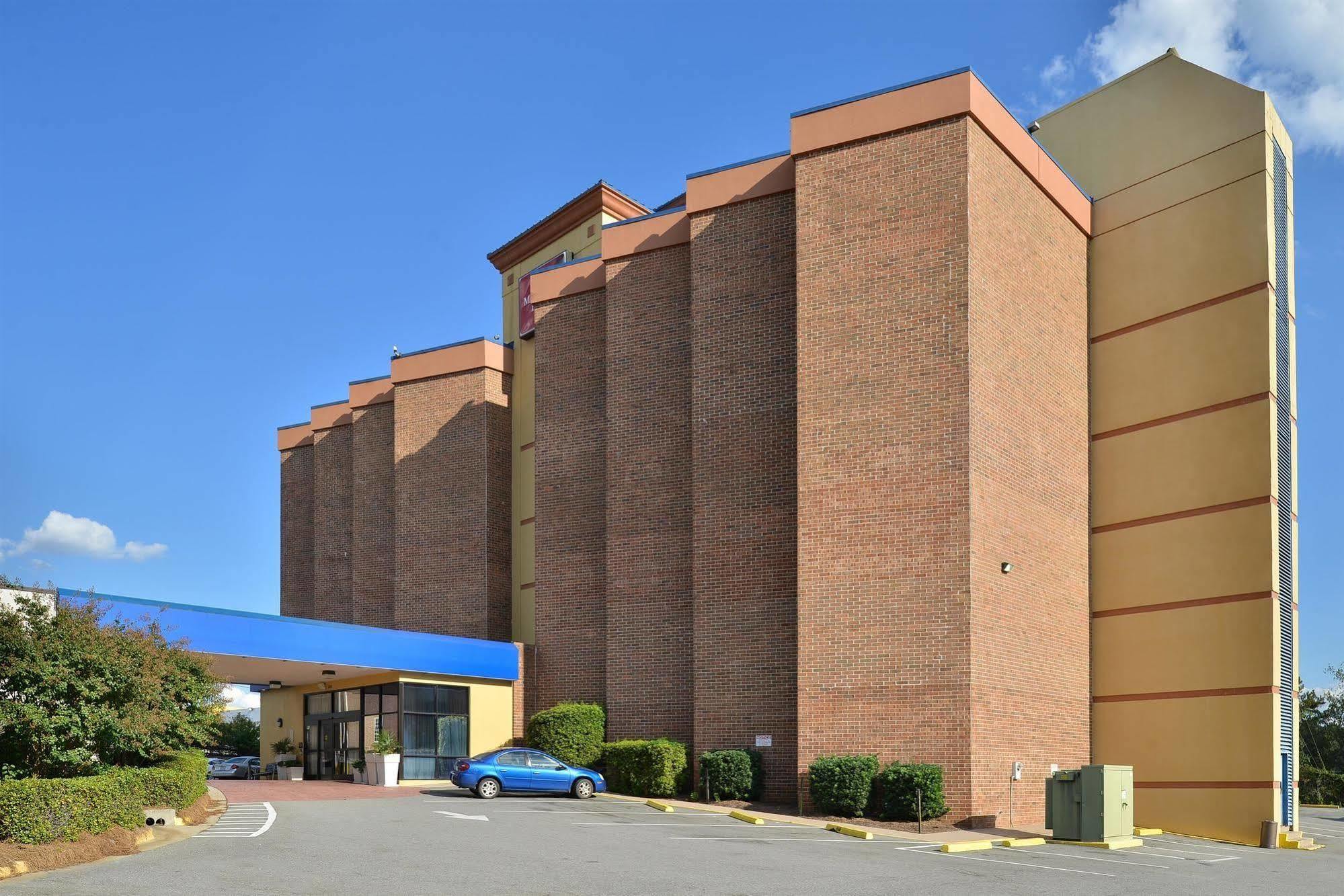 Red Roof Inn & Suites Мейкън Екстериор снимка