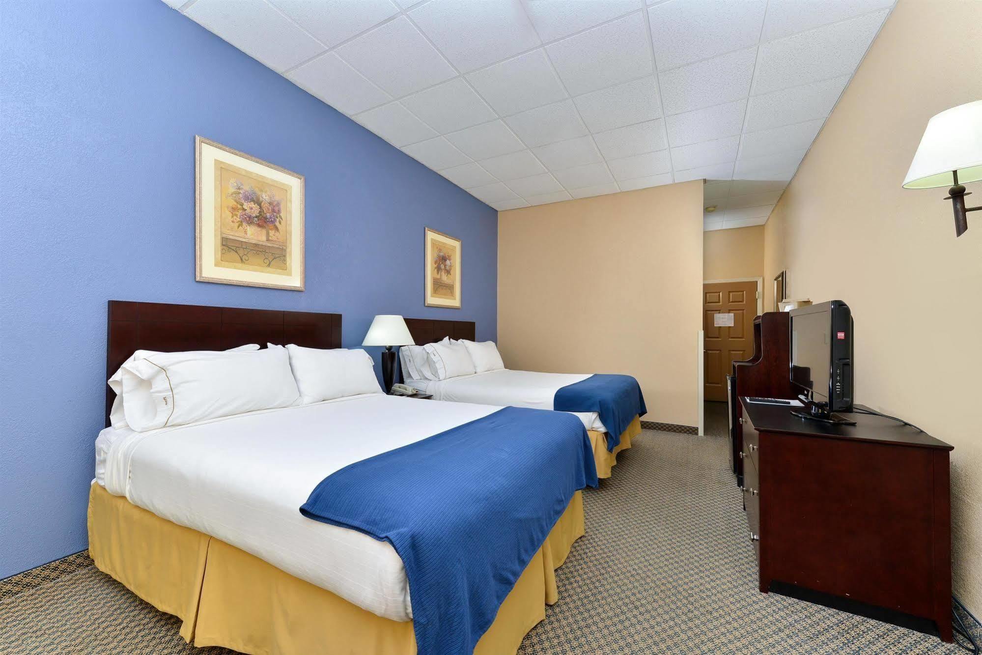 Red Roof Inn & Suites Мейкън Екстериор снимка