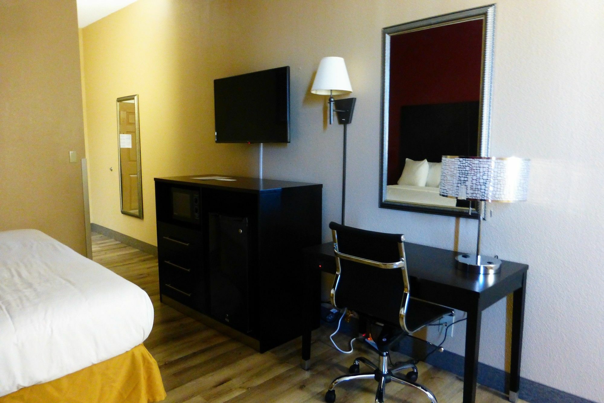Red Roof Inn & Suites Мейкън Екстериор снимка